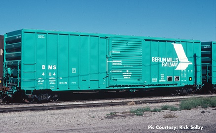 PC&F 5241 + 5317 Boxcar